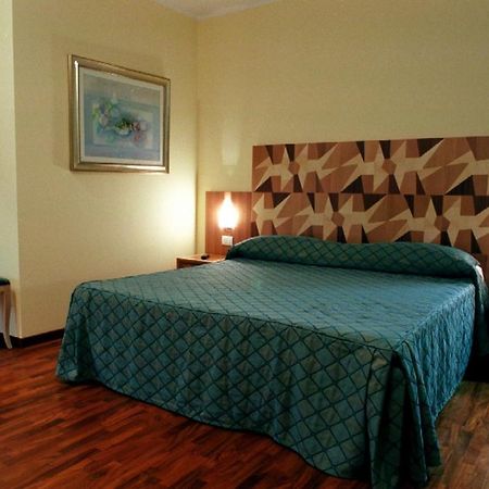 Hotel Della Citta Et De La Ville Forlì Oda fotoğraf