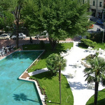 Hotel Della Citta Et De La Ville Forlì Dış mekan fotoğraf